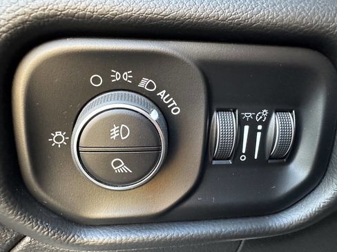 Used 2019 RAM 2500 Big Horn image 55