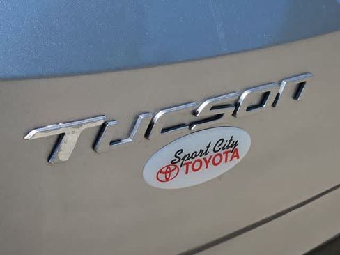 Used 2023 Hyundai Tucson SEL w/ Convenience Package FWD image 11