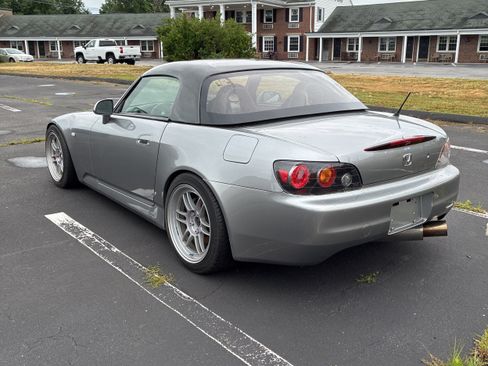 Used 2005 Honda S2000 image 5
