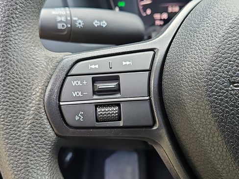 Certified 2023 Honda Accord EX image 16