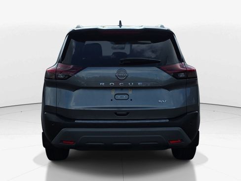 Used 2023 Nissan Rogue SV w/ SV Premium B Package FWD image 5