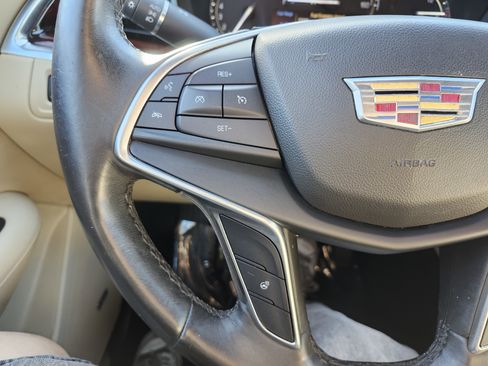 Used 2018 Cadillac XT5 Luxury w/ LPO, Wheel Lock Package FWD image 37