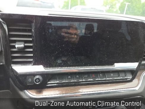 Used 2023 Chevrolet Silverado 1500 LT AWD/4WD image 13