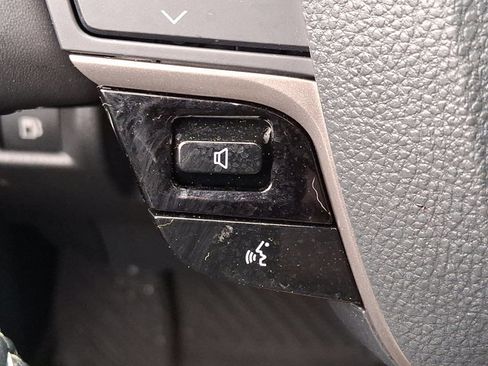 Used 2025 Toyota Camry SE image 23