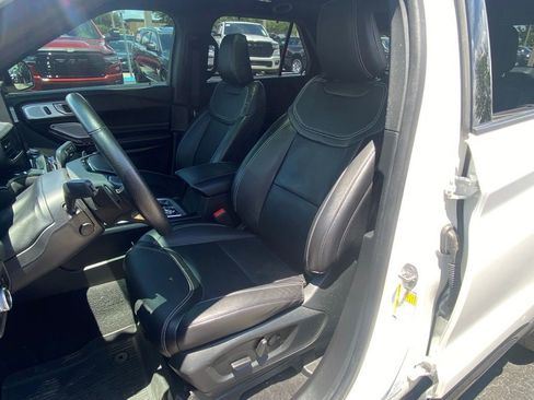 Used 2023 Ford Explorer ST w/ Equipment Group 401A AWD/4WD image 15