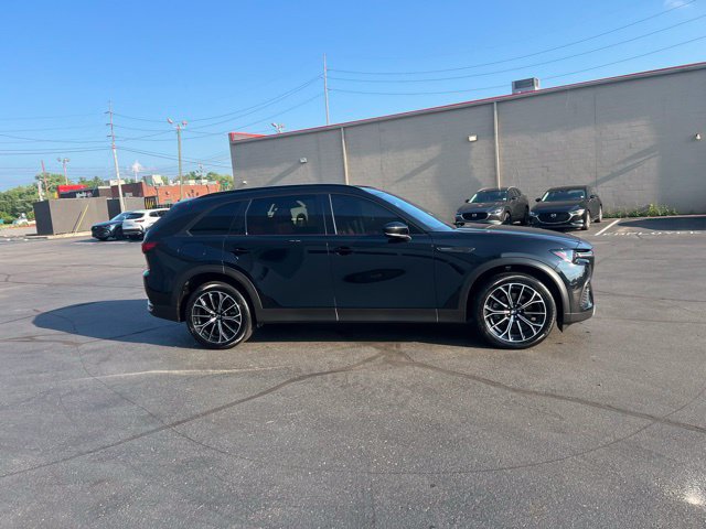 Used 2025 MAZDA CX-70 Plug-In Hybrid w/ Premium Plus AWD/4WD image 4