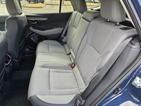Used 2025 Subaru Outback Limited w/ Popular Package #2 AWD/4WD image 6