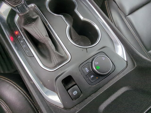 Used 2021 Chevrolet Traverse RS AWD/4WD image 19