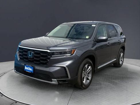 Certified 2025 Honda Pilot EX-L image 7