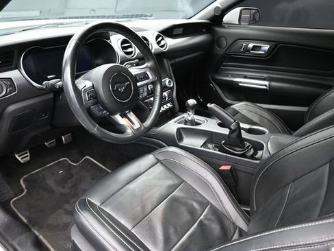 Used 2018 Ford Mustang GT Premium w/ Equipment Group 401A RWD image 11