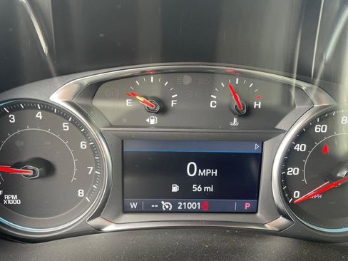 Used 2024 Chevrolet Equinox Premier AWD/4WD image 28
