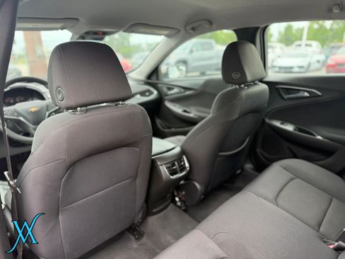 Used 2023 Chevrolet Malibu LT w/ Driver Confidence Package FWD image 14