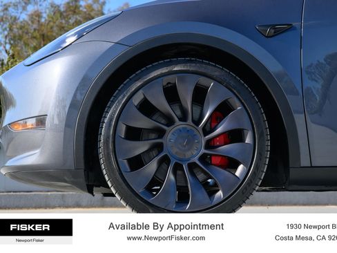 Used 2023 Tesla Model Y Performance AWD/4WD image 4