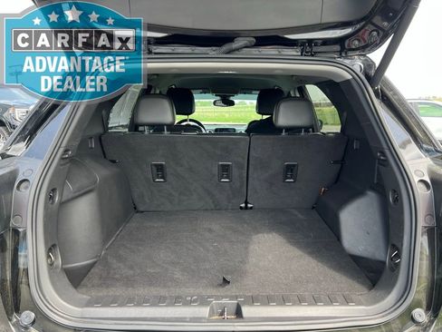 Used 2023 Chevrolet Equinox Premier AWD/4WD image 21