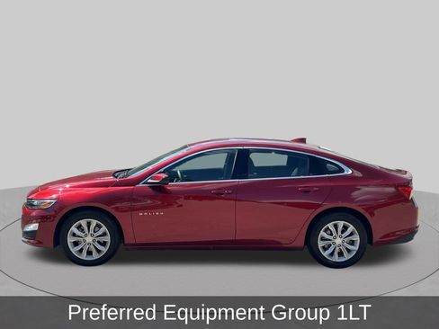 Used 2025 Chevrolet Malibu LT FWD image 2