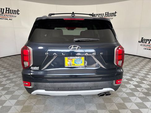 Used 2022 Hyundai Palisade SEL w/ Premium Package FWD image 5