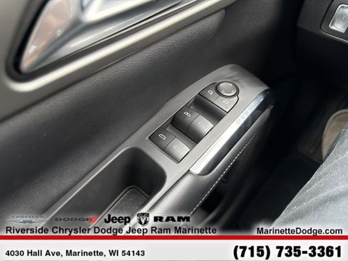 Used 2025 Chevrolet Traverse LT AWD/4WD image 24