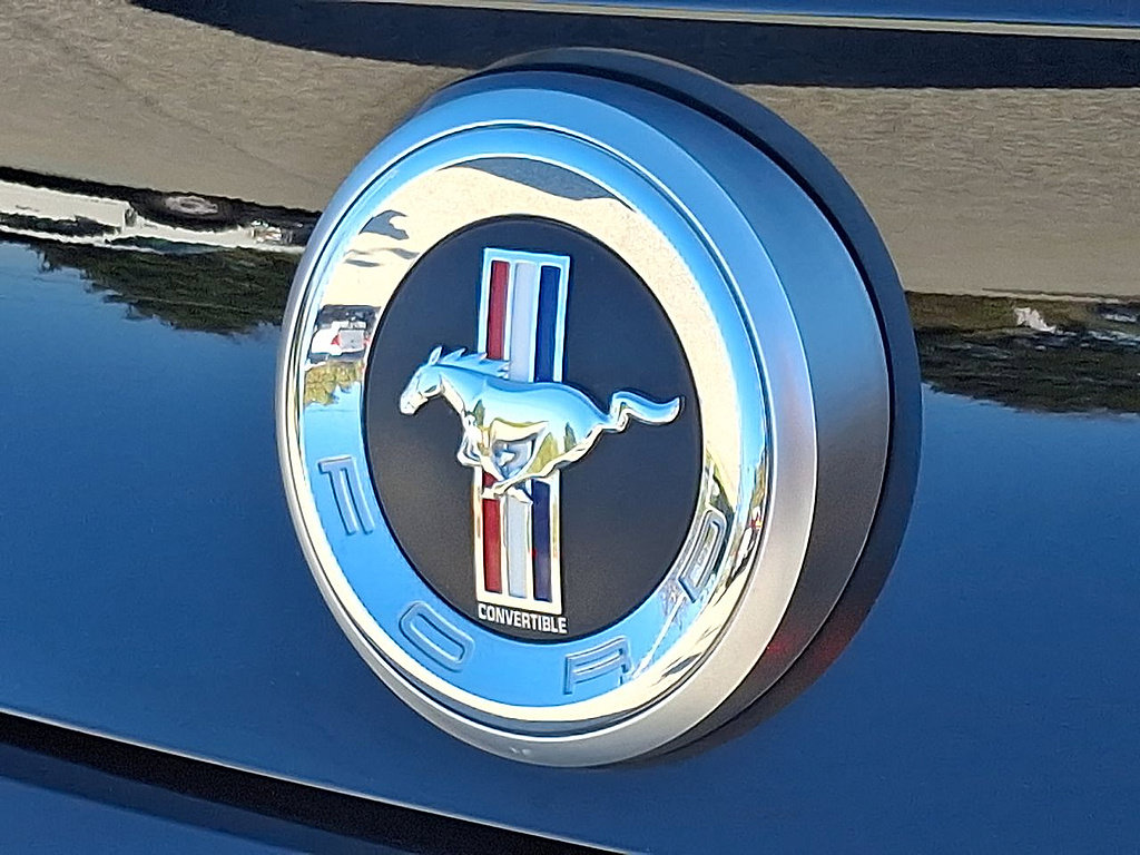 Used 2012 Ford Mustang Premium RWD image 23
