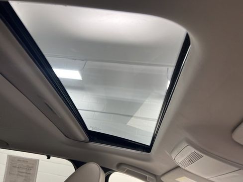 Used 2025 MAZDA CX-90 3.3 Turbo w/ Preferred Package image 27