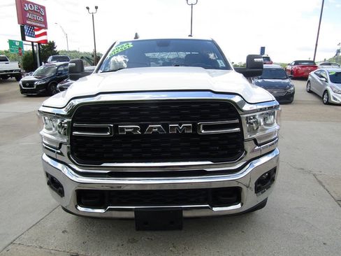 Used 2024 RAM 2500 Big Horn w/ Off Road Package AWD/4WD image 5