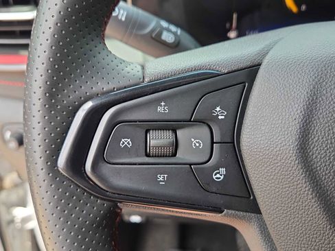 Used 2025 Chevrolet TrailBlazer RS w/ Convenience Package FWD image 23