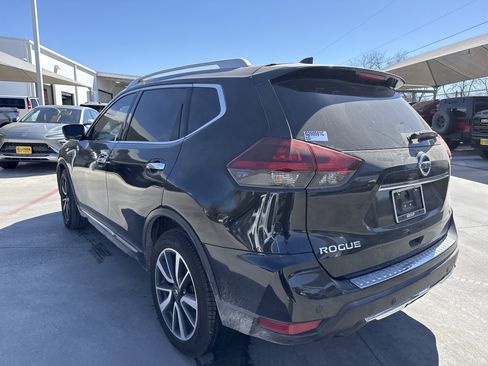 Used 2019 Nissan Rogue SL w/ Premium Package image 5