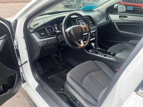Used 2018 Hyundai Sonata SEL w/ Tech Package 04 image 12