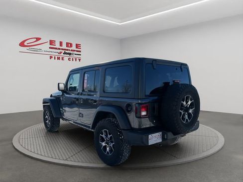 Used 2019 Jeep Wrangler Unlimited Sport S image 4