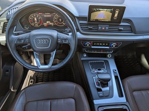 Used 2018 Audi Q5 2.0T Premium Plus w/ Premium Plus Package image 19
