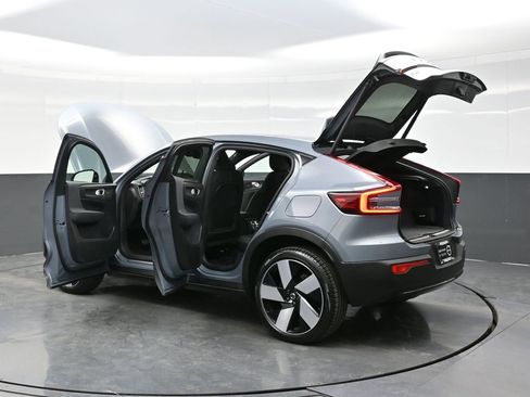 Used 2023 Volvo C40 P8 Recharge Ultimate w/ Protection Package Premier AWD/4WD image 41