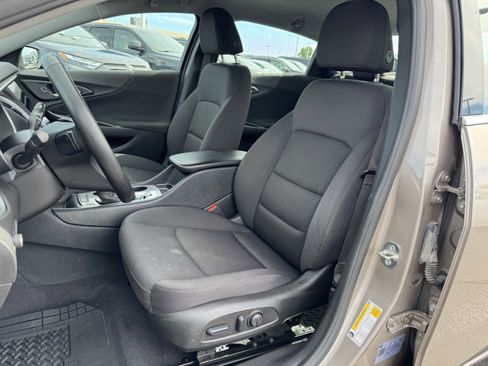 Used 2023 Chevrolet Malibu RS w/ Driver Confidence Package image 25