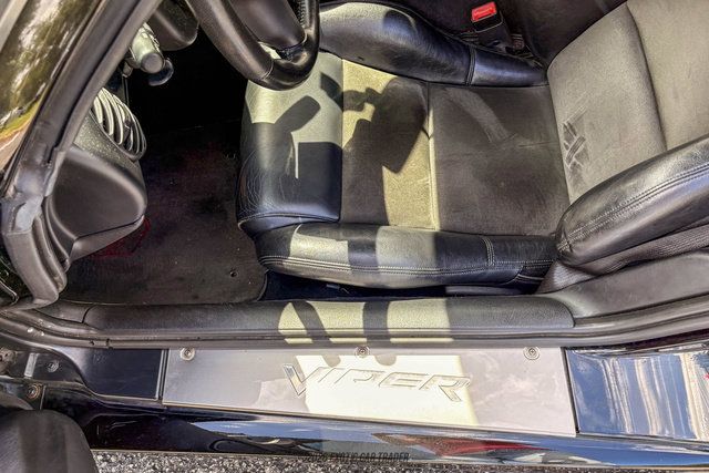 Used 2006 Dodge Viper SRT-10 RWD image 40