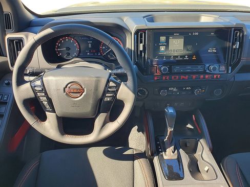 New 2025 Nissan Frontier PRO-4X image 14