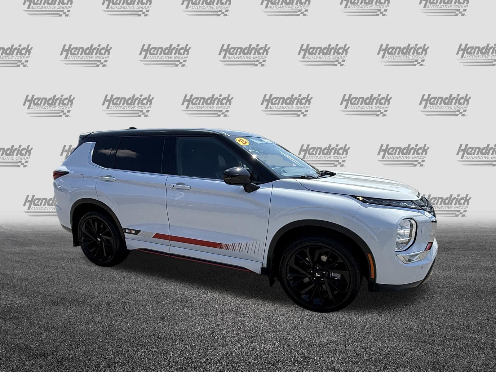 Used 2023 Mitsubishi Outlander Ralliart AWD/4WD image 2