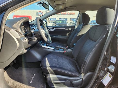 Used 2016 Nissan Sentra SV image 13