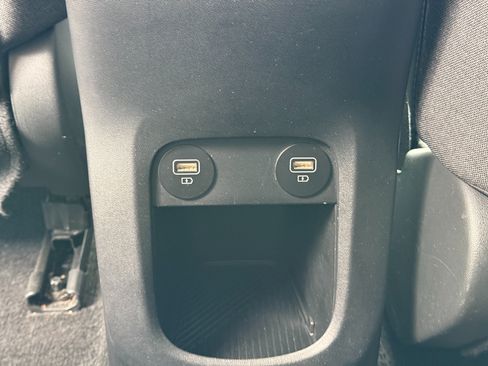 Used 2022 Hyundai Ioniq 5 Limited image 17