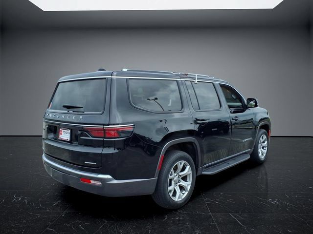 Used 2022 Jeep Wagoneer Series II AWD/4WD image 3