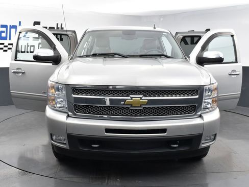 Used 2011 Chevrolet Silverado 1500 LTZ w/ Chrome Essentials Package image 25