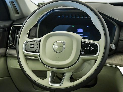 New 2026 Volvo XC90 B6 Ultra w/ Protection Package AWD/4WD image 13