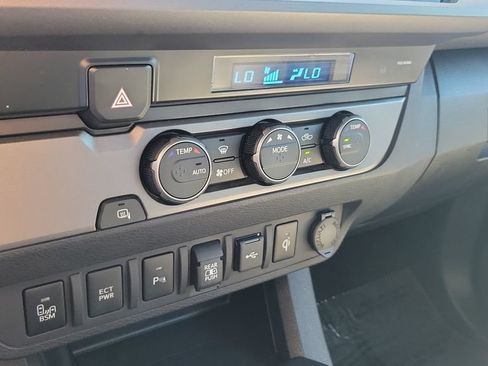 Certified 2022 Toyota Tacoma TRD Sport w/ Technology Package RWD image 18