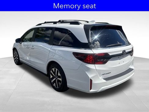 Certified 2025 Honda Odyssey EX-L image 8