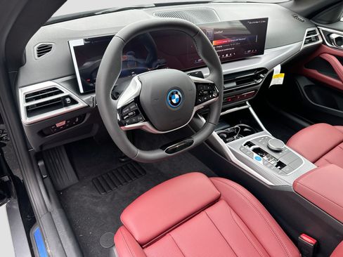 Certified 2025 BMW i4 eDrive40 RWD image 7
