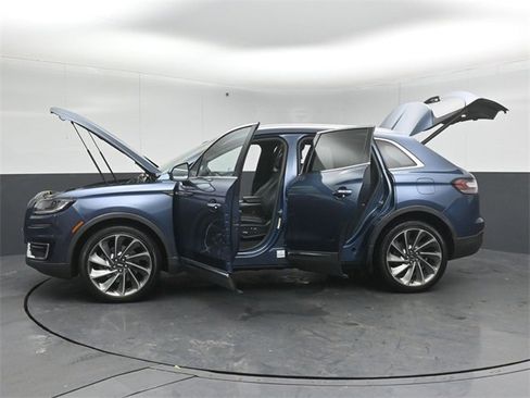 Used 2019 Lincoln Nautilus Reserve w/ Ultimate Package image 55