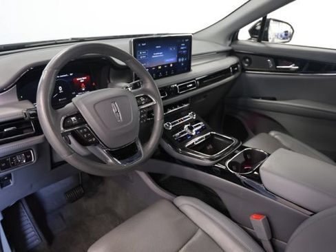 Used 2023 Lincoln Nautilus Reserve w/ Equipment Group 201A AWD/4WD image 20