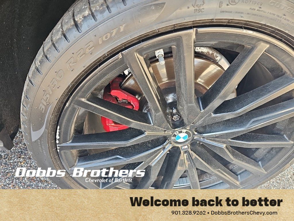 Used 2022 BMW X6 M50i w/ Executive Package AWD/4WD image 15