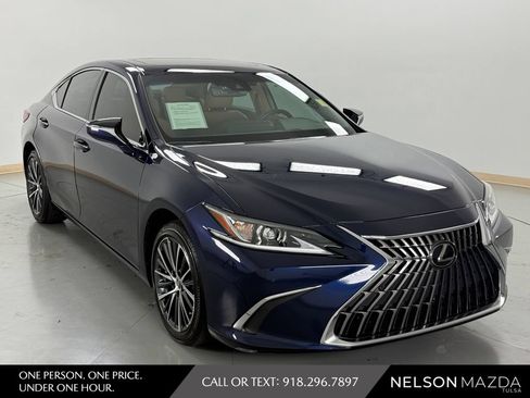 Used 2024 Lexus ES 350 w/ Premium Package FWD image 4