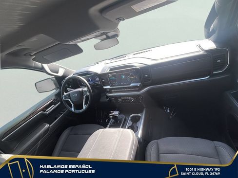 Certified 2025 Chevrolet Silverado 1500 RST AWD/4WD image 30