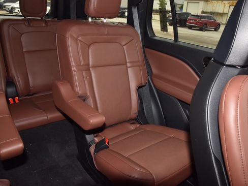 New 2026 Lincoln Aviator Reserve AWD/4WD image 22