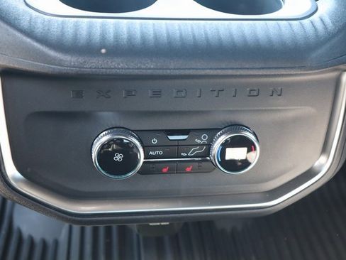 New 2025 Ford Expedition Tremor image 5