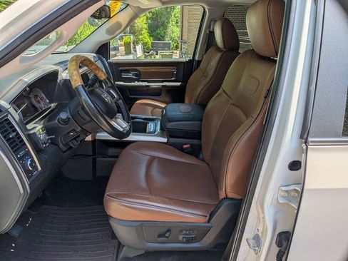 Used 2018 RAM 2500 Longhorn w/ Convenience Group AWD/4WD image 8
